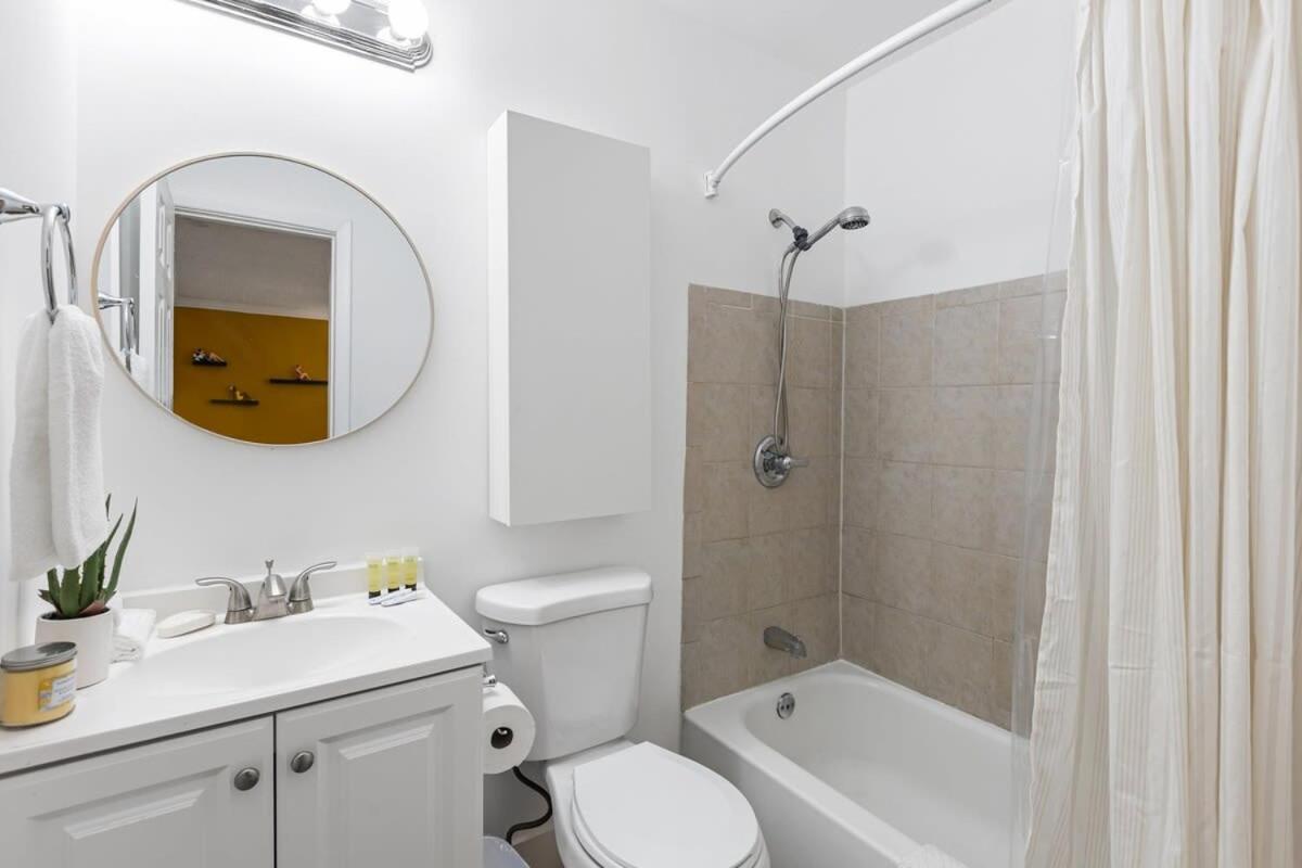 The Yellow Submarine @Sailboat Bend Fort Lauderdale Exterior foto